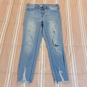 High-Rise Cropped Jegging